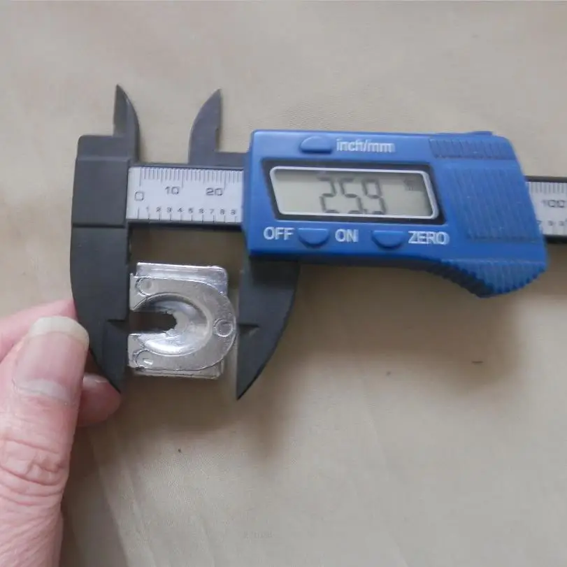 TRIMMER HEAD ALUMINUM EYELET OLEO MACE 10