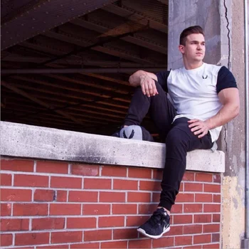 

Svitania Men Run Jogging Sports T-shirt Man Gym Fitness Bodybuilding Short sleeve t shirt Male Workout Training Tee Tops