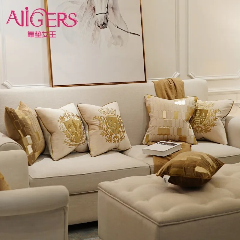 Best Avigers Embroidery Velvet Cushion Cover Luxury European Pillow Cover PillowCase Geometry Home Decorative Sofa Chair Throw Pillow