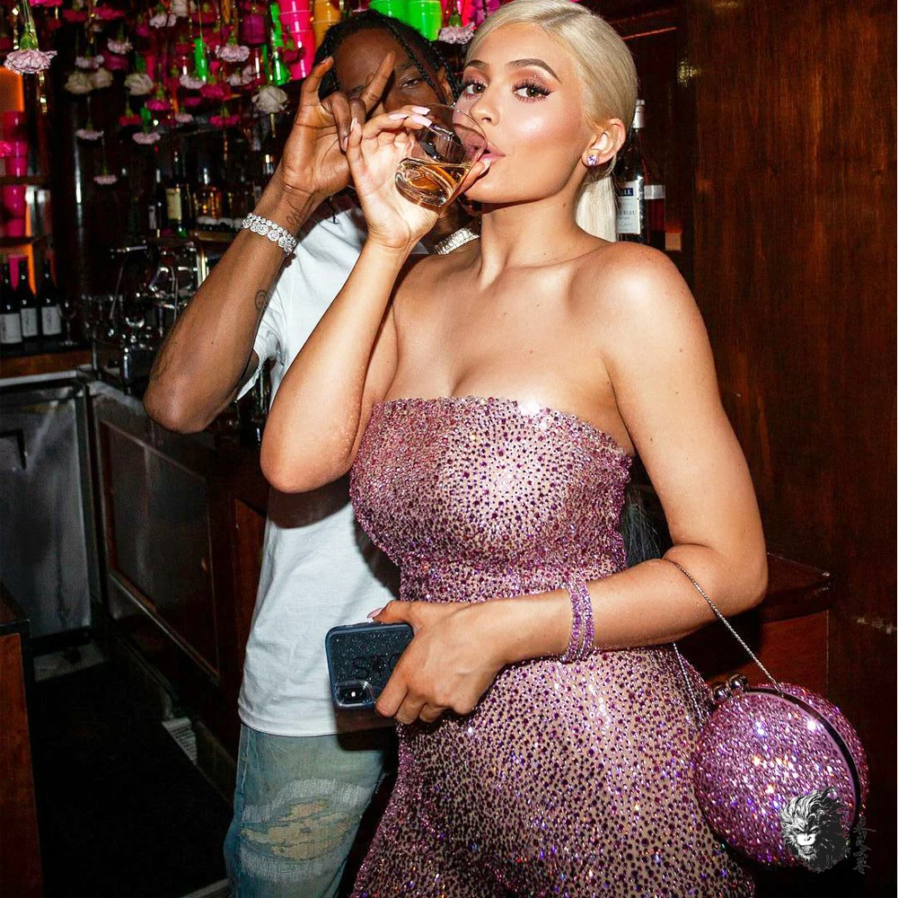 Блестящий розовый комбинезон с блестками знаменитостей Kyliejenner 21 день рождения