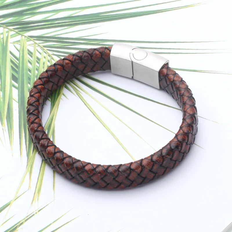 

Mcllroy Bracelet men/leather/stainless steel/luxury/men bracelets bangles retro magnet mens bracelets 2018 fashion jewelry gift