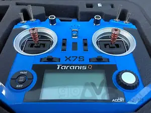 

Blue color Frsky 2.4G 16CH ACCST Taranis Q X7S Transmitter