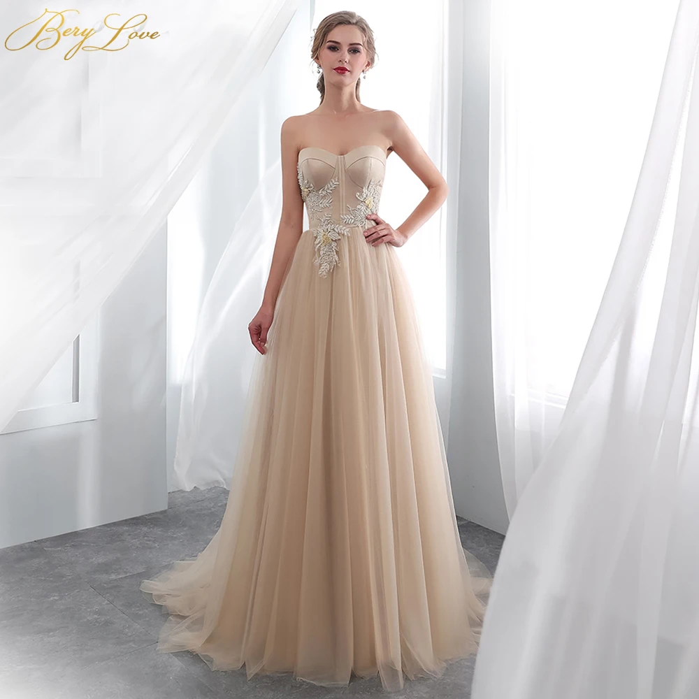 Chic Champagne Wedding Dress 2019 Long Sweetheart Boned Beaded