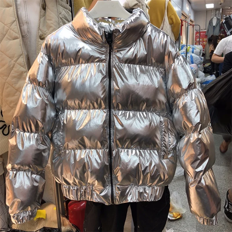2018 Winter Loose Parkas Women Fashion Cartoon Patch Cotton-padded Jacket Ladies Thick Warm Short Bread Coat Student Basic Parka