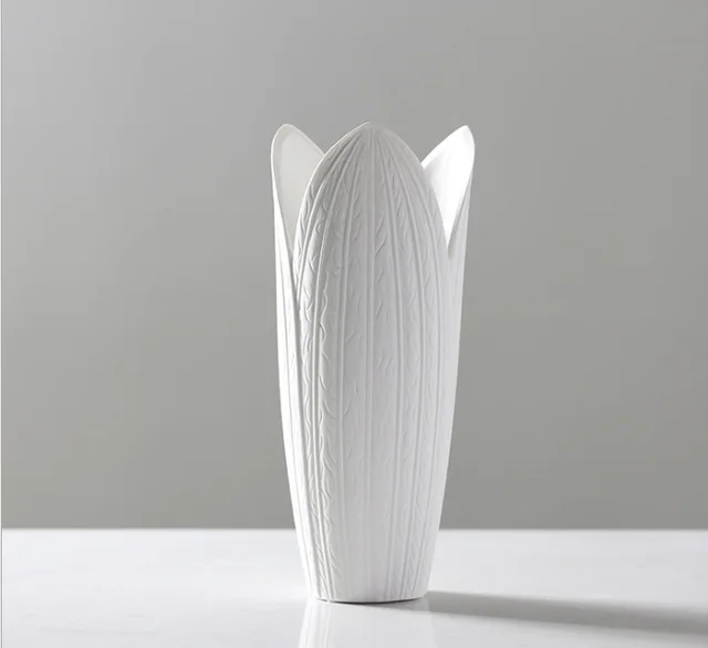 Modern Simple White Porcelain Crafts Ceramic Vase Petal Shape Flower