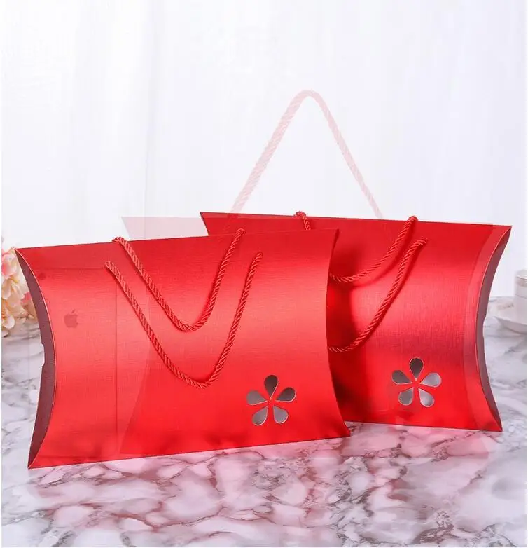 

32x20x5.5cm Large Red Kraft paper pillow gift packaging box pillow packing candy wedding party gift jewelry package paper box