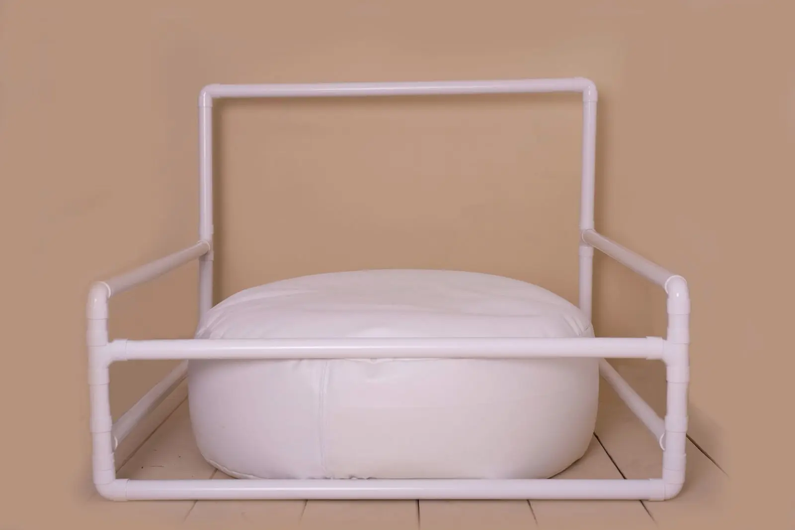 beanbag for newborn photography