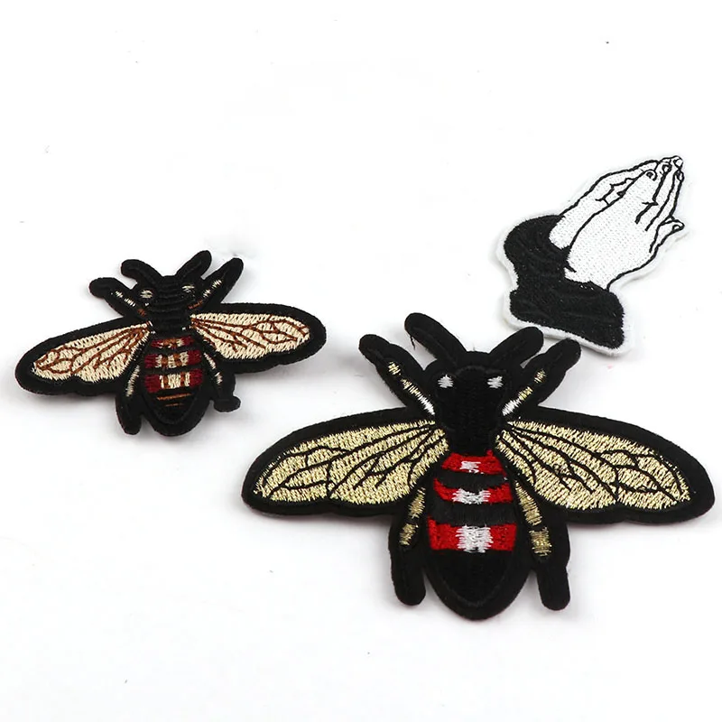 1Pc-Embroidery-Little-Bee-Pray-Hand-Patches-Mulity-Iron-On-Patches-Punk-Motif-Applique-DIY-Clothes (2)