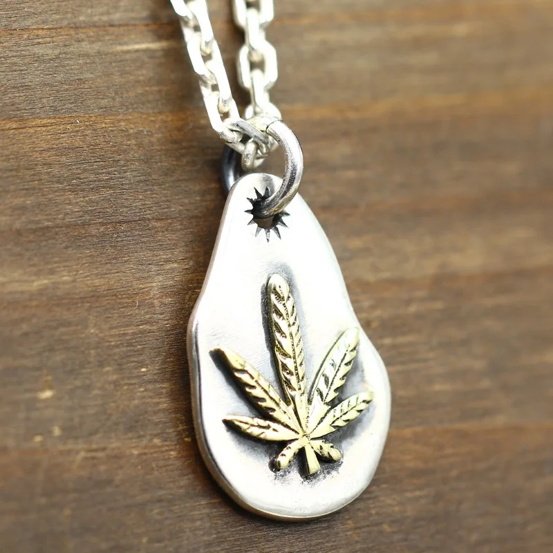 

S925 Sterling Silver Jewelry Personality Indian Style Takahashi Goro Pendant Brass Maple Leaf Pendant Retro Thai Silver Pendant