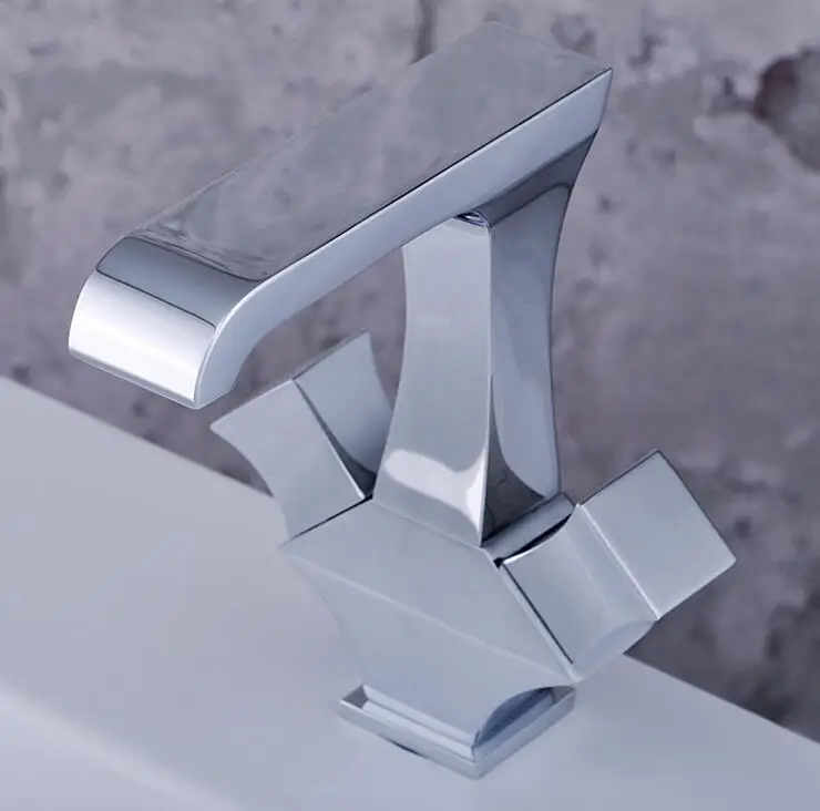 Brass single hole basin faucet chrome plated, Bathroom sink basin faucet mixer water tap, Toilet wash basin faucet hot and cold copper three hole sink basin faucet golden brass handle bathroom bathtub faucet deck wash basin faucet mixer hot and cold