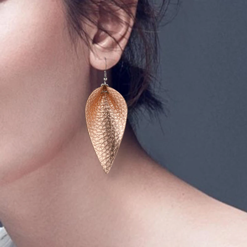 

2018 New Gold Color Leaves Earrings Red PU Leather For Women Bohemia Water Drop Dangle Earring Hot Sale Girl Gift