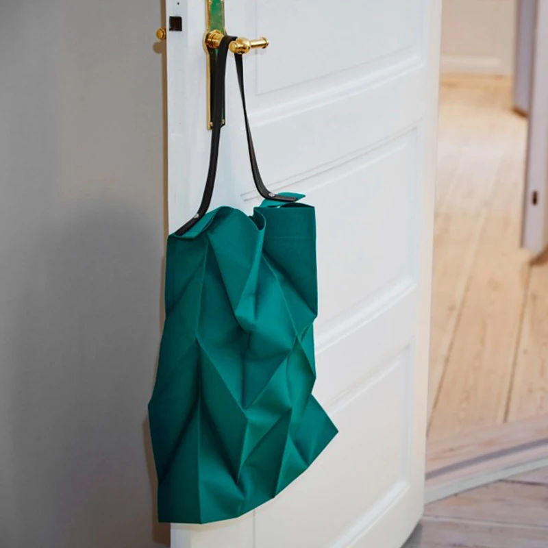 

Niche design bag female new tote bag tote bag Miyake cooperation origami series canvas bag
