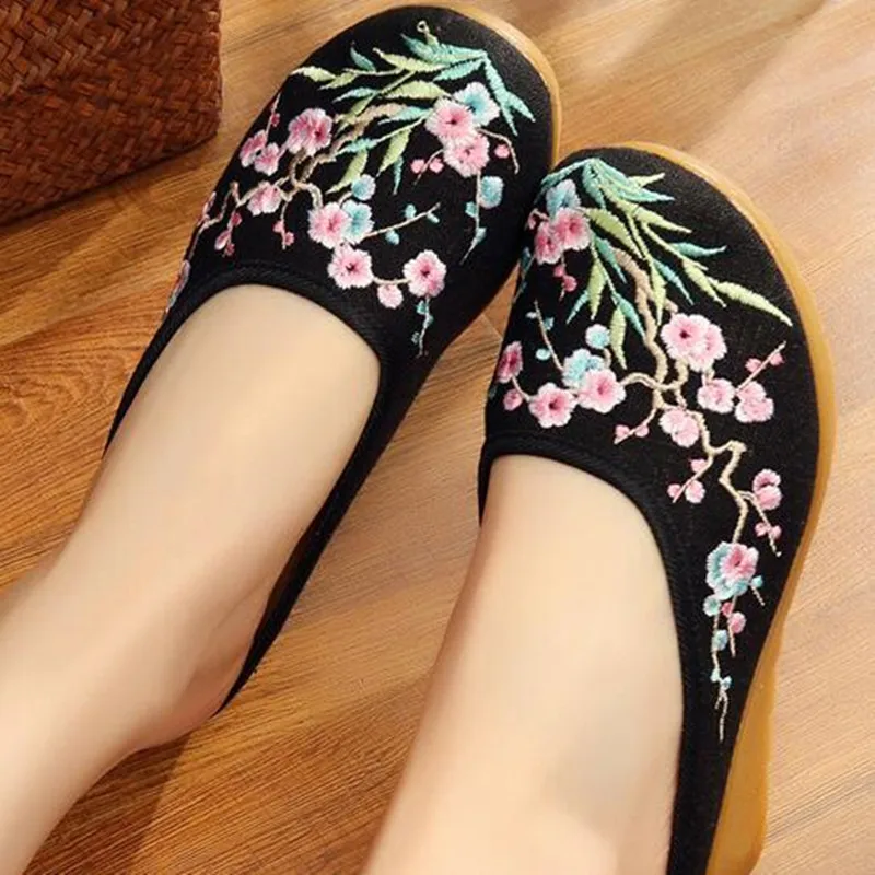 Women's Shoes