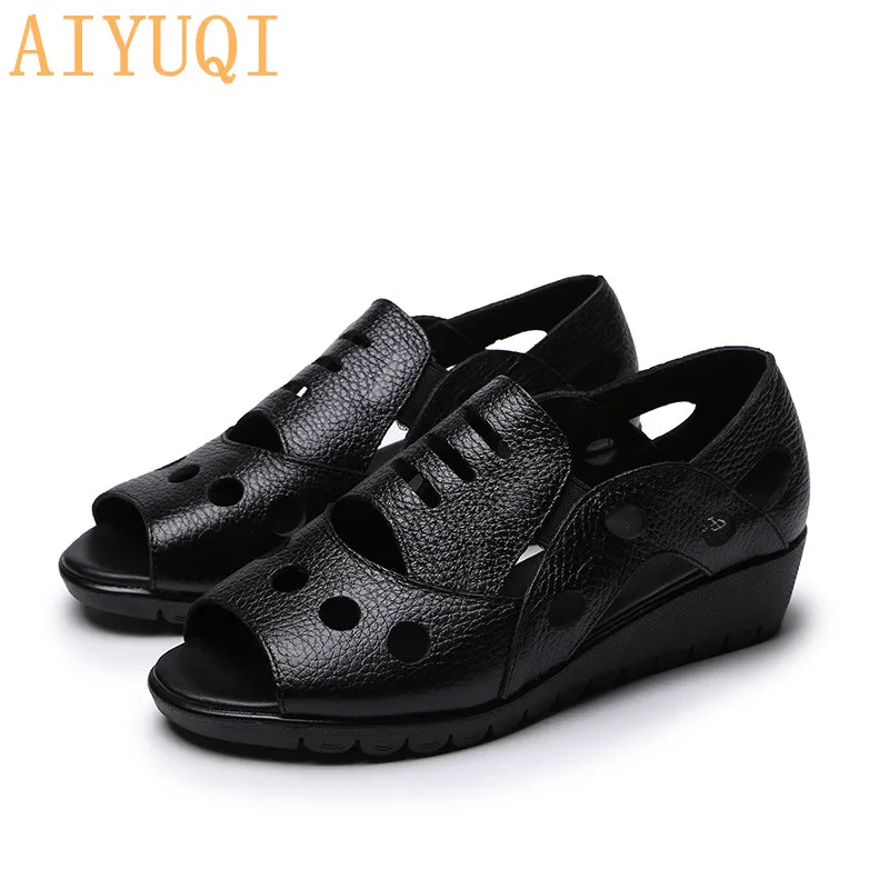 

AIYUQI Women flat sandals 2020 new summer ladies leather sandals peep toe casual Comfortable mom sandals cow leather Hole shoes