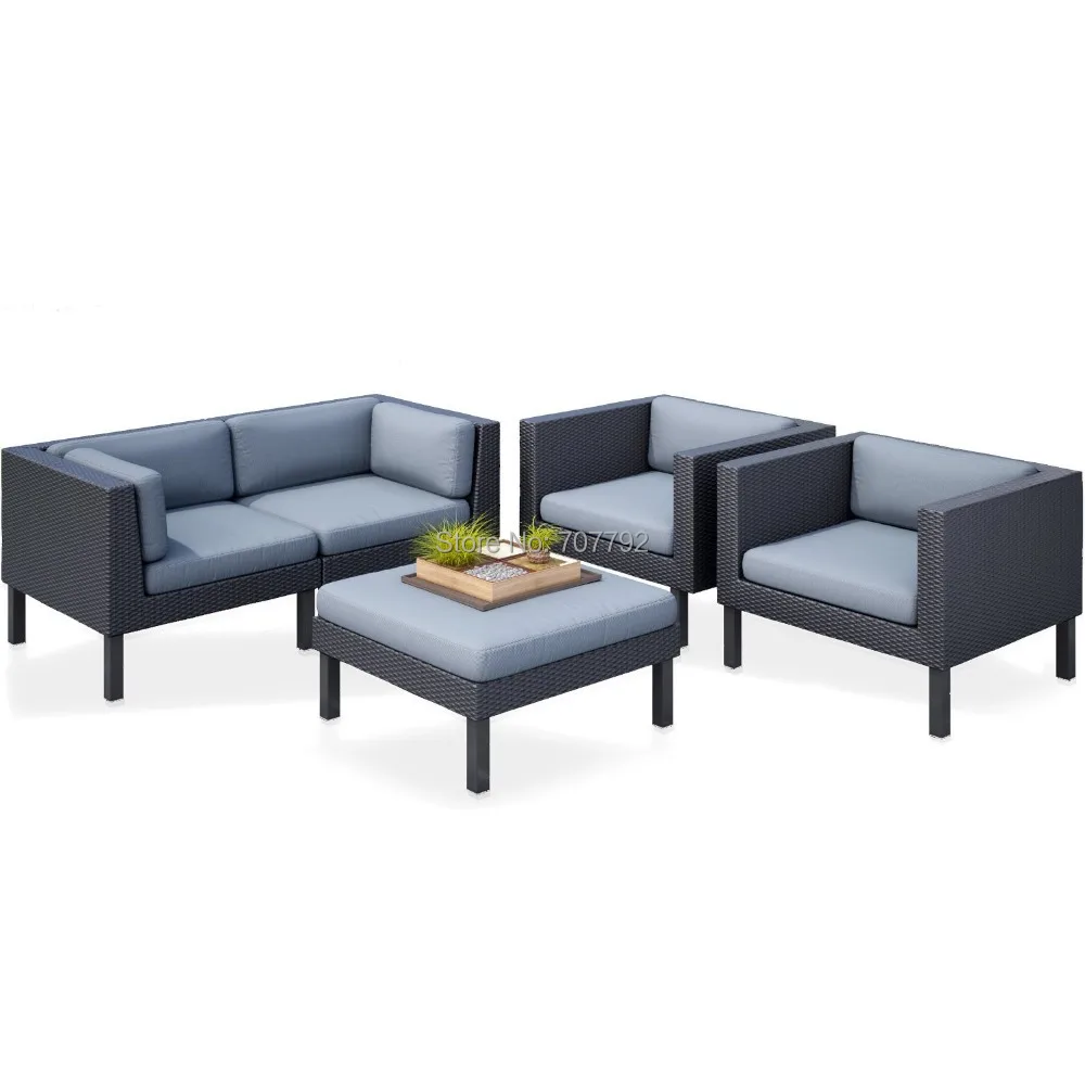 Gartensofa Gnstig. Awesome Ein Grner Rasen Im Hinterhof Orange Gelbe ... Gartensofa Gnstig. Awesome Ein Grner Rasen Im Hinterhof Orange Gelbe ...