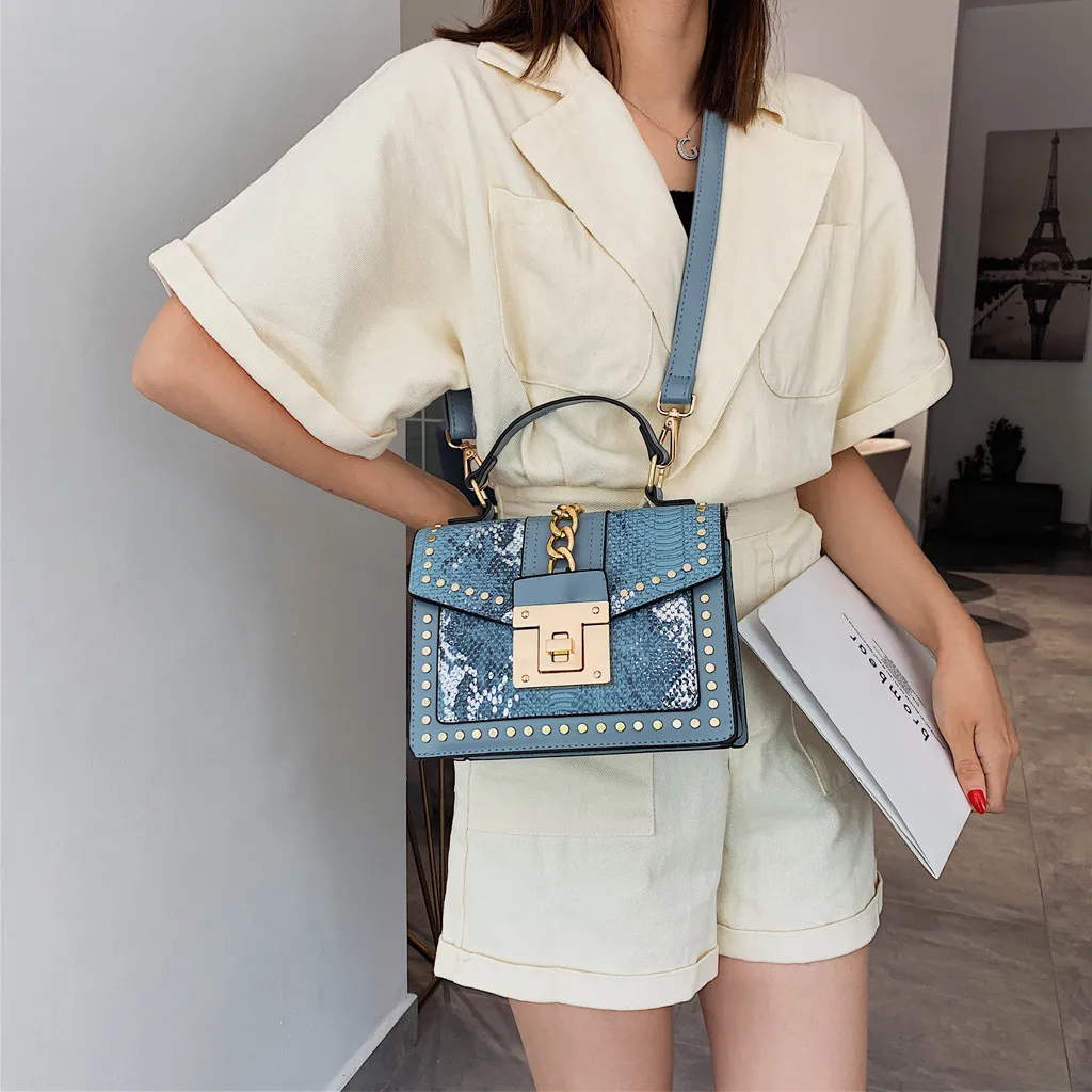 Women Retro Serpentine Crossbody Bags Appliques Hasp Handle Bag Shoulder Bags Baguette High Quality Leather Flap