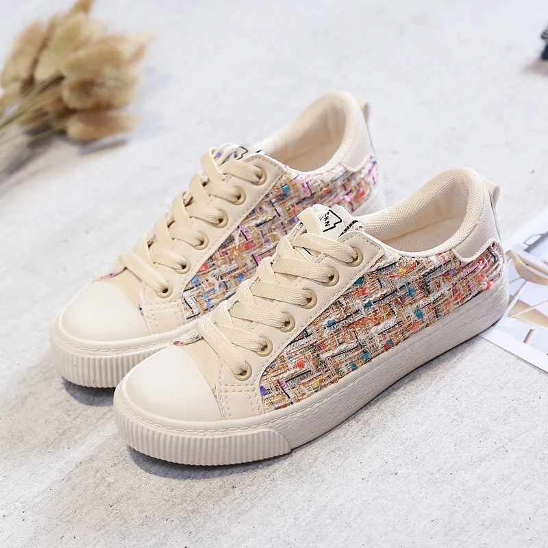 Women Casual Shoes Bling Bling Sequins Female Flats Lace Up Colorful Sneakers for Girls Preppy Style Chaussure Femme Black Beige