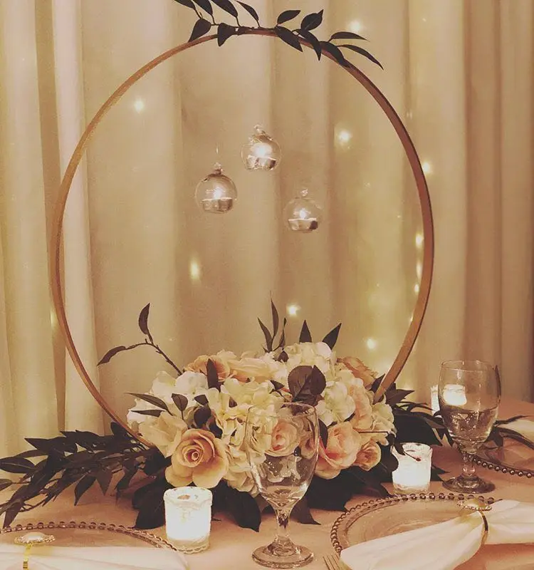 

2019 new wedding centerpieces round flower stand metal flower vase gold rack for table decoration