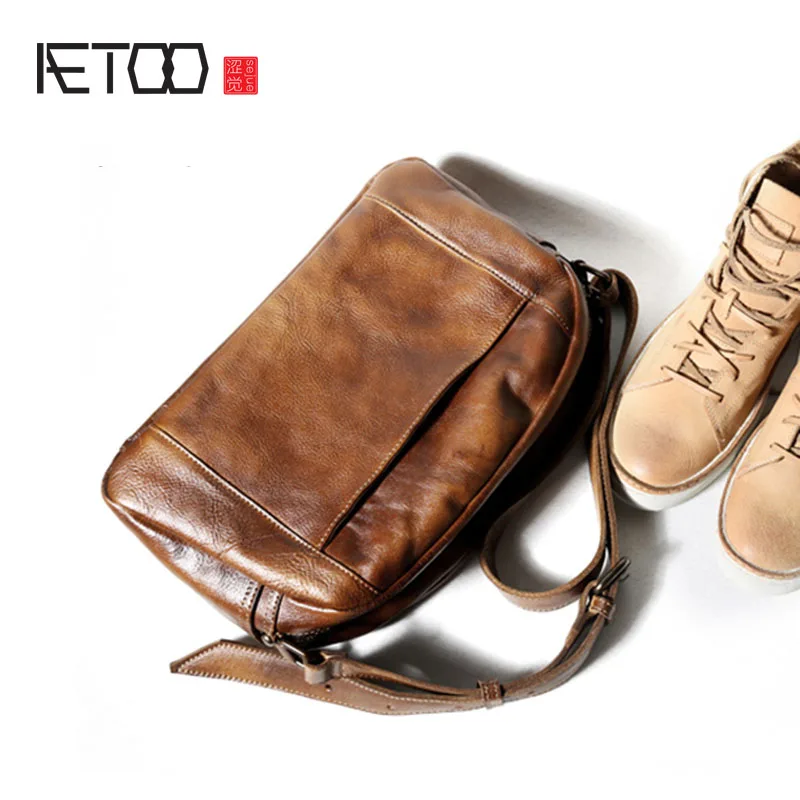 

AETOO Handmade leather men Retro crossbody bag cowhide male bag simple casual bag, postman shoulder bag