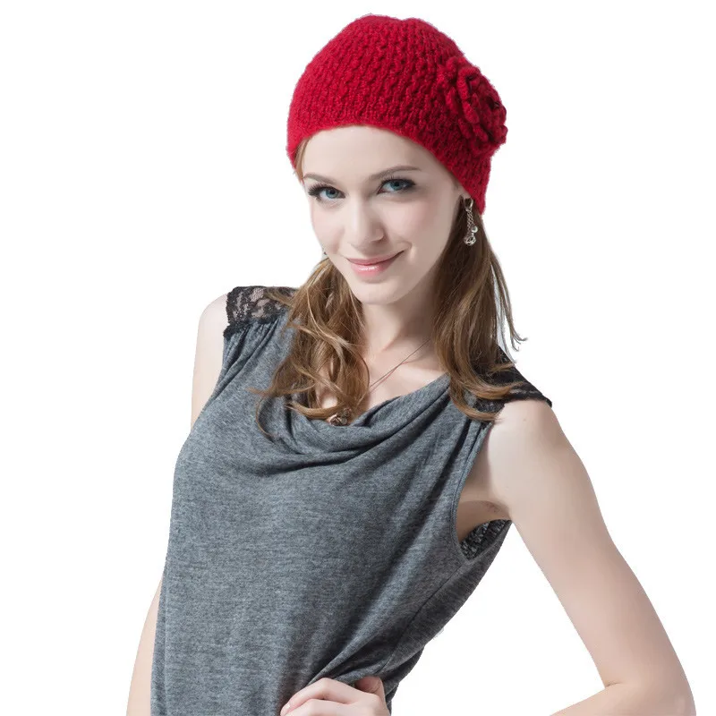 Зимняя теплая одежда для головы женская вязаная шапка из кашемира женские береты среднего возраста шляпа рифленая булавка декоративные кепки B-7297 - Цвет: Красный