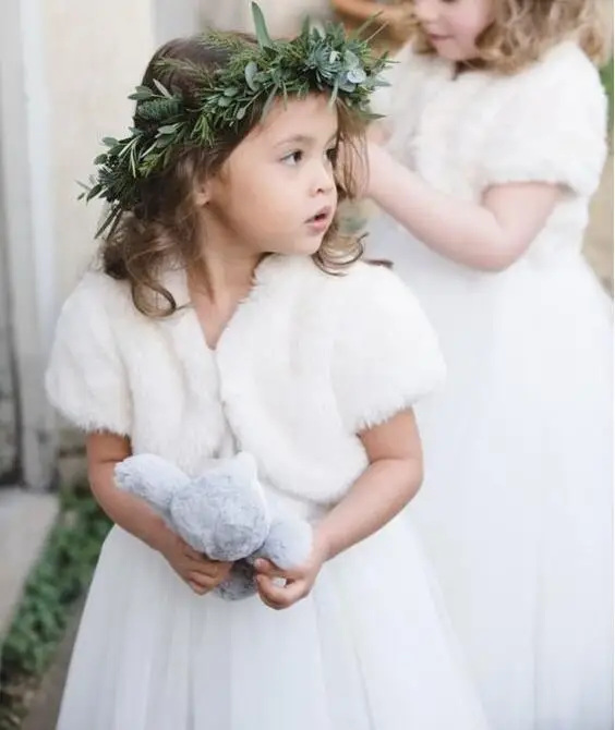 

Fashion Autumn Winter wedding short sleeves warm white/ivory flower girl faux fur cape baby kid birthday party jacket outfit