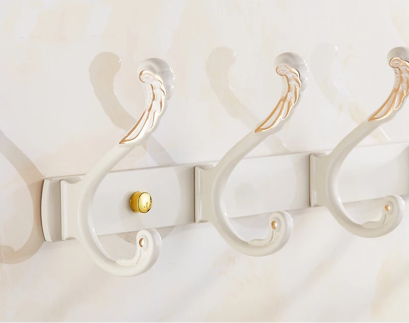 Планка с крючками, вешалка для пальто с 5 расклешенными тремя крючками, мульти размер, твердый металл, роскошный серебряный и золотой край, коллекция бутик-отеля - Цвет: A - 8 Hooks 81cm
