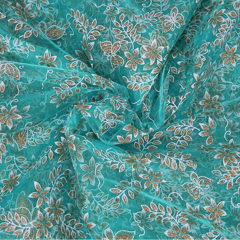 

11856 50*147CM patchwork printed Gauze fabric (under the light the fabric looks blue or looks green)
