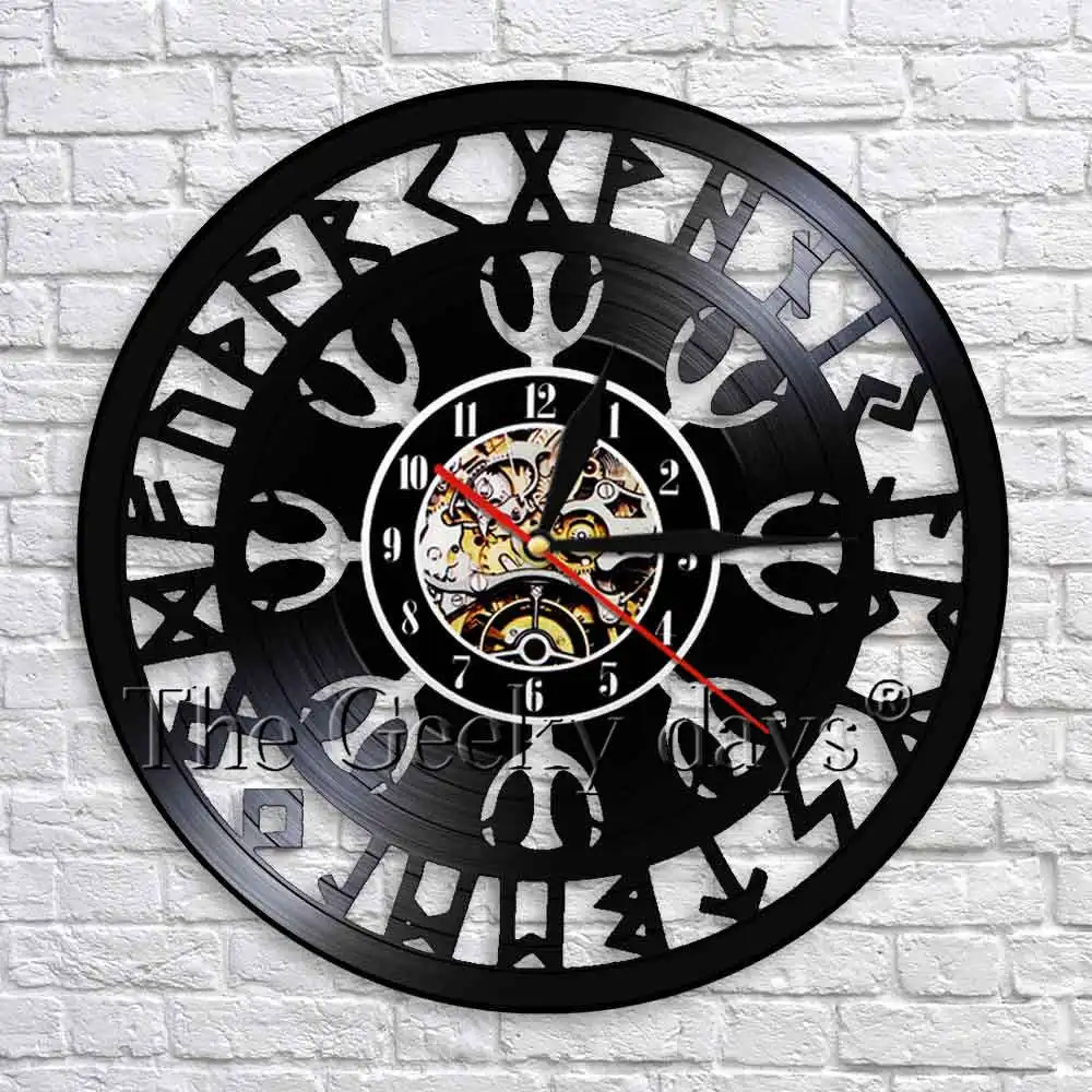 

Norse Talisman Aegishjalmr Helm of Awe Protection Symbol Wall Clock Vintage Vinyl Clocks Viking Compass Wall Art Decor