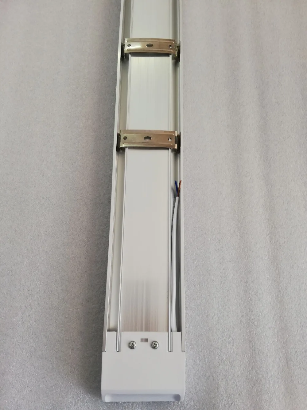 square linear light