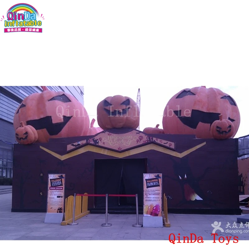 inflatable haunted house5