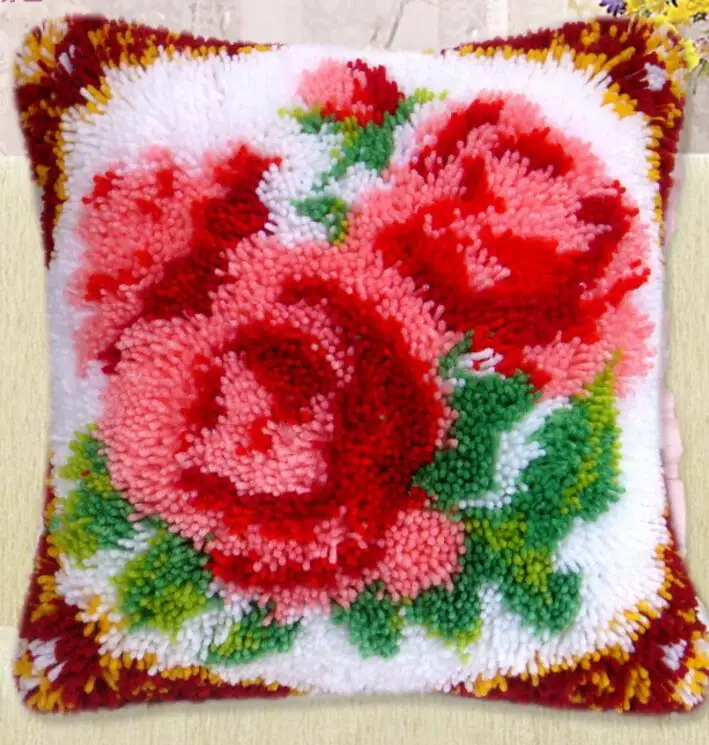 

diy handkerchief knitted carpet unfinished pillow embroidery carpet free shipping Latch Hook Hold pillow flowers red rose