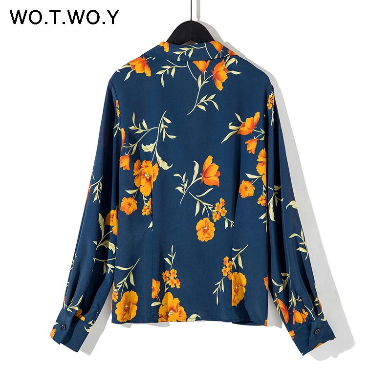  WOTWOY Spring Flower Pattern V-Neck Blouses Womens Sexy Black Korean Hobo Loose Vintage Female Blus