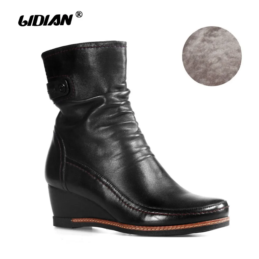 

LIDIAN Short Boots Women Wedges Pleats Wrinkled Natural Leather With Button Buckles Round Toe Zipper Shoes Fake Fur Inside B19