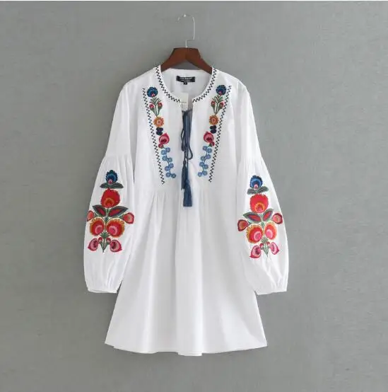 

Women Bohemian Folk Embroidered White Dress with Lantern Sleeve