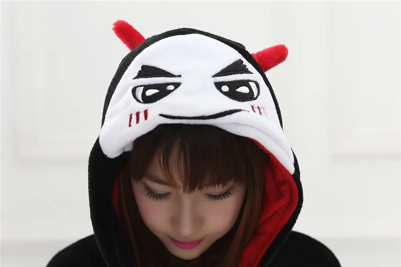 2443873009_1653298844