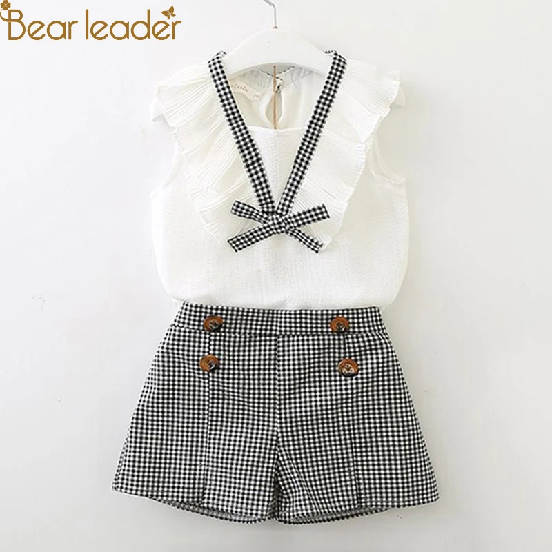 

Bear Leader Girls Clothing Sets 2018 Summer New Fashion Set Cute Girls Chiffon Vest + Plaid Hot Pants 2 Piece Set For 2-6Years