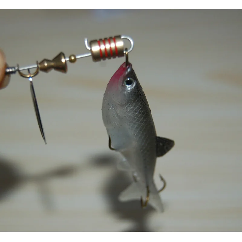 Fishing Small Fish Spinner Bait Noisy Bell Soft Lure 7g Open Belly