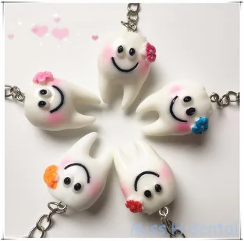 

10pcs/ Simulation tooth pendant dentist keychain small gift promotion dental gifts
