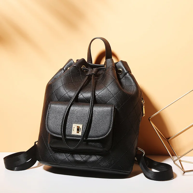 

2018 new Korean version of the fashion real leather lattice pull rope bucket double shoulder bag women's backpack female bucket