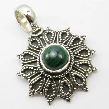 

India Unique Designed Solid Genuine Green Malachite Pendant 3.6 cm Wedding Gift