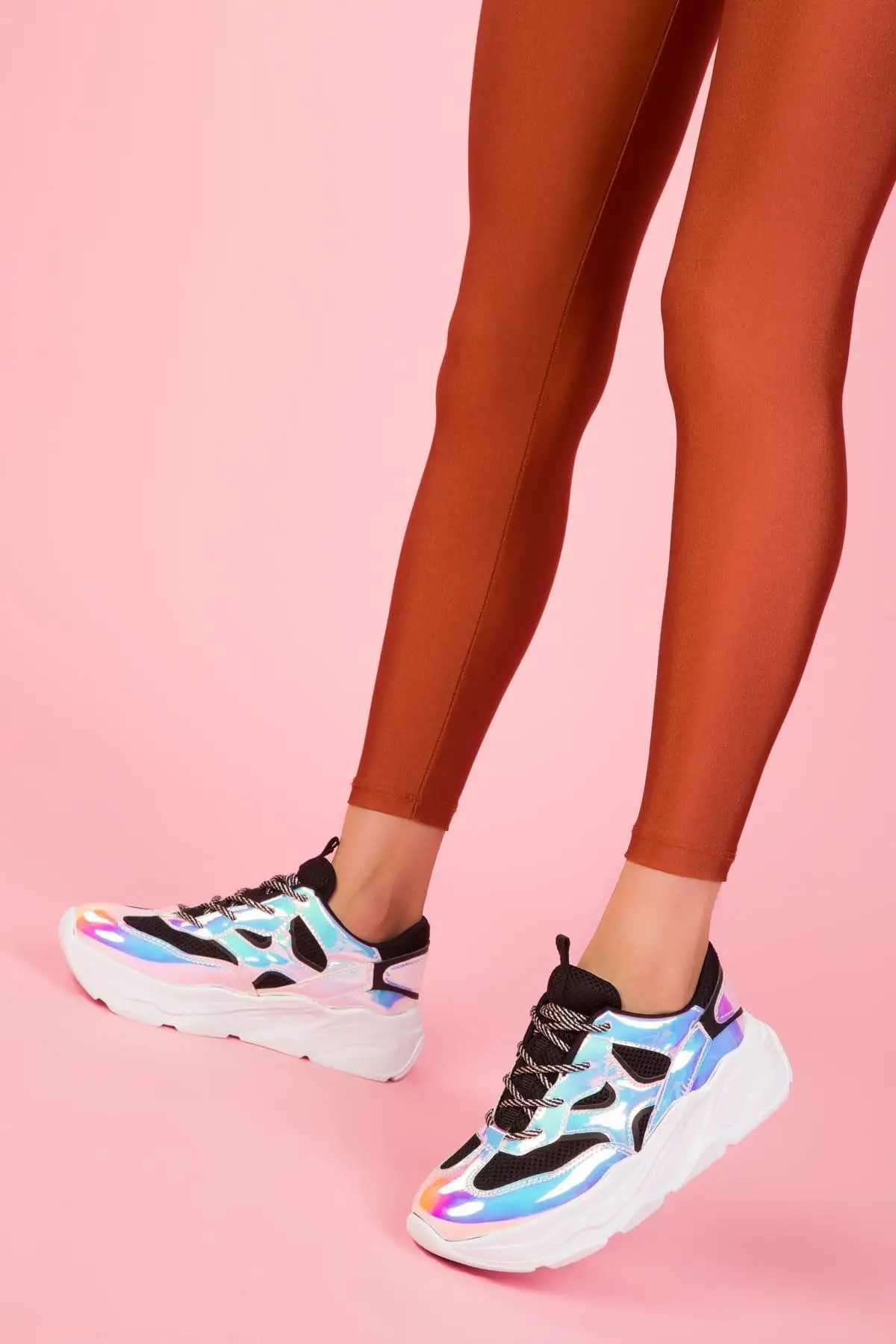 

SOHO 2019 Designer Sneakers Women Vulcanized Shoes Woman Neon Black Breathable Mesh Platform Sneakers Casual Flats 13222