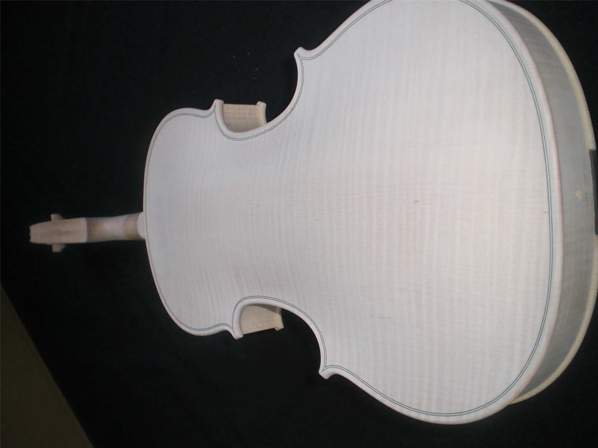 

1 PC Unvarnished White Violin 4/4 with One Piece Flamed Maple Back Nice Grains Good Sound Spruce Top WH0507#