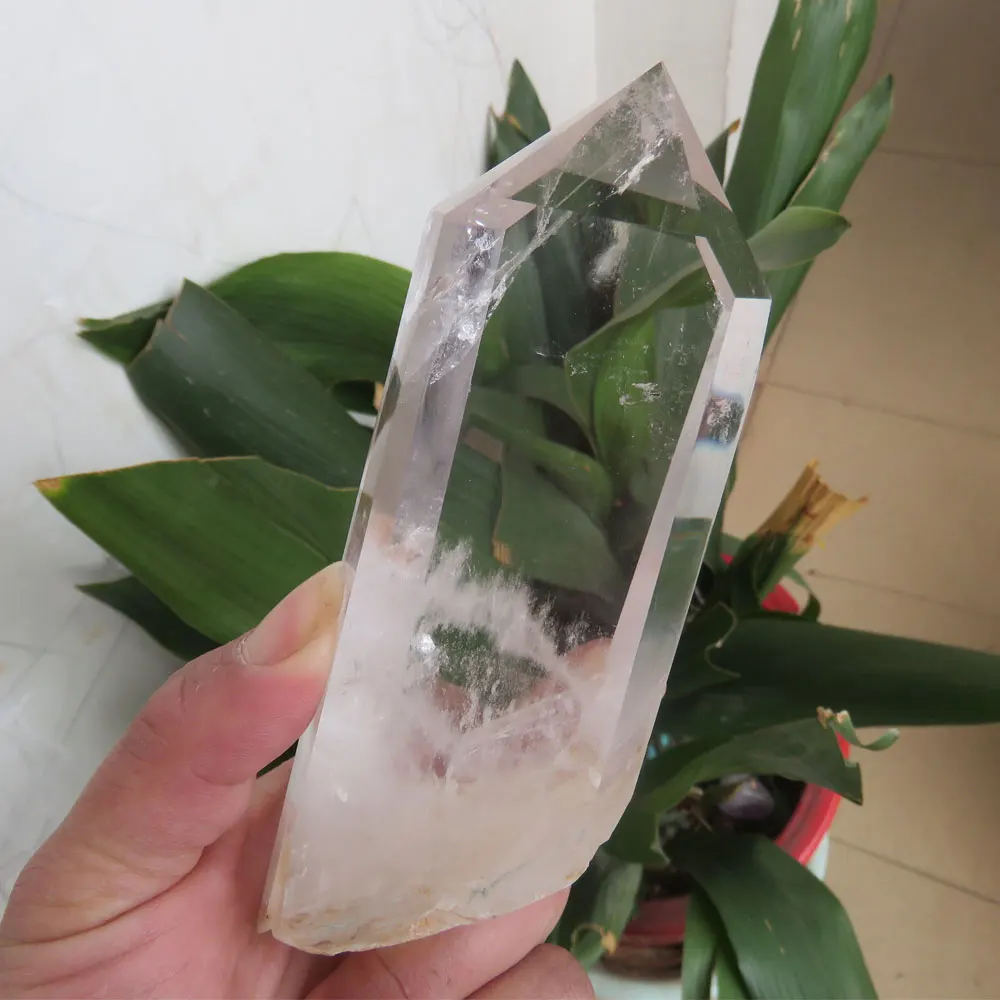 

Fantastic !!! 240~260g Natural AAA Clear Quartz Crystal Wand Single Terminated Point Handmade Polished Reiki Healing Fengshui