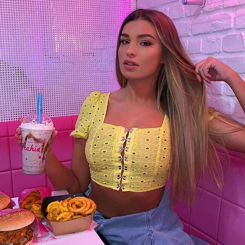 

2019 Sexy Square Collar Women T-shirt Solid Lace Patchwork Female Tee Top Summer Short Sleeve Crop Top