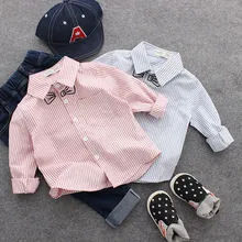 Одежда для маленьких мальчиков, весенние хлопковые рубашки для мальчиков, блузки для детей, рубашка с длинными рукавами для мальчиков, вышитые галстуки-бабочки, Осенние Топы, размер От 2 до 8 лет