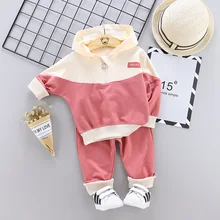 Для малышей; сезон весна-осень; детский спортивный костюм детская одежда с капюшоном с длинными рукавами и штаны 2 шт./компл. для маленьких мальчиков и девочек, футболка из хлопка для малышей, спортивный костюм