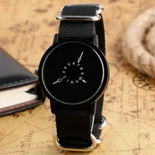 Creative Platine Cadran En Nylon de Courroie De Bande Montre-Bracelet À Quartz Mouvement Cool Noir Mâle Femelle Montres Pour Le Jour De Noël