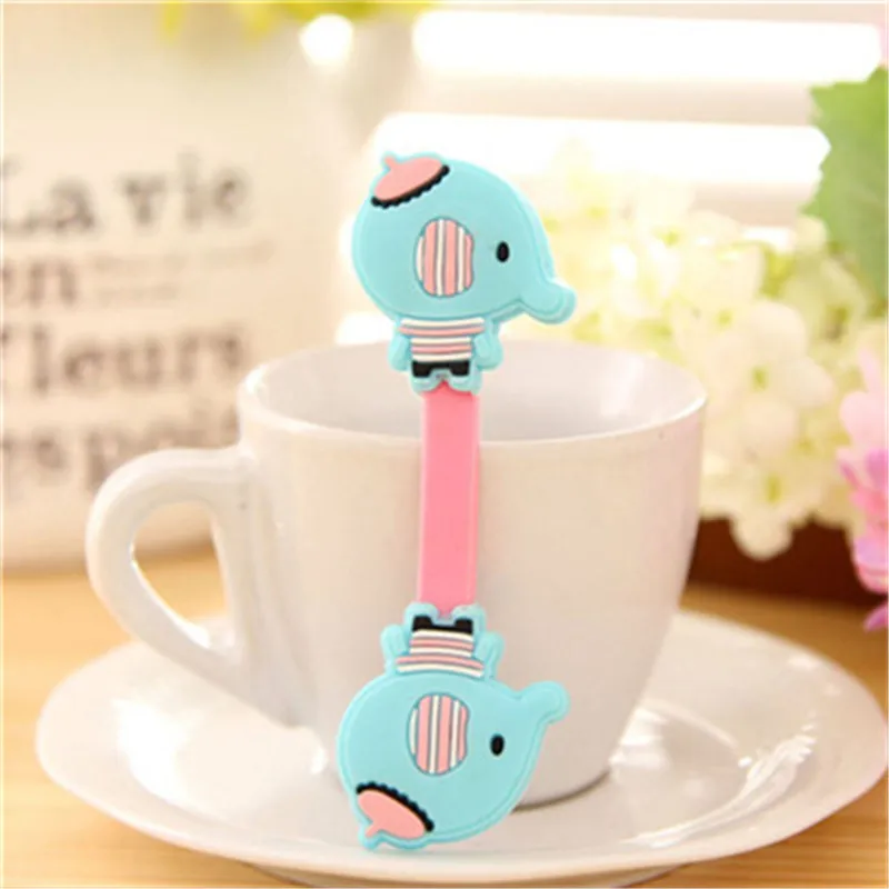 FFFAS-Cute-Mini-Cartoon-Earphone-Button-Cable-Winder-Charging-Wire-Cord-Organizer-Holder-for-iPhone-Android.jpg_640x640 (4)