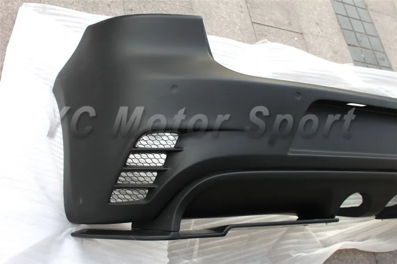 2010-2012 Volkswagen Golf 6 GTI R20 Revozport Style Potion FRP Rear Bumper (5)