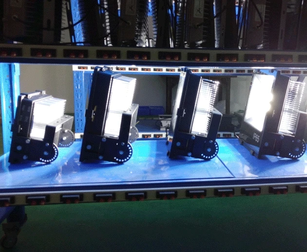 200w-19